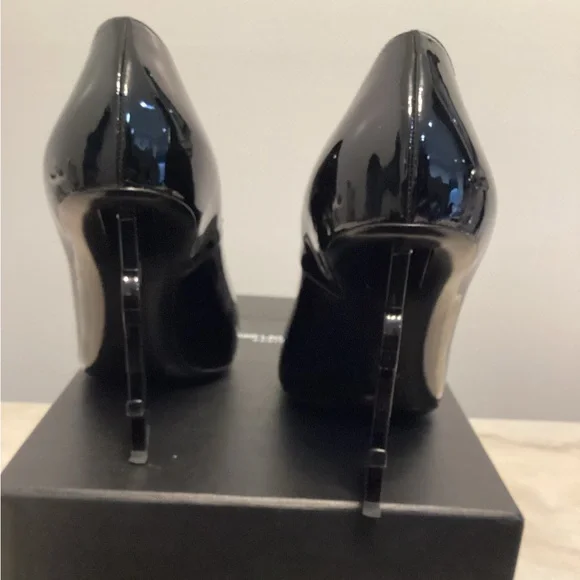 100% Authentic YSL “Opyum” Point Toe Black Patent Leather Logo Pumps - Picture 4 of 10